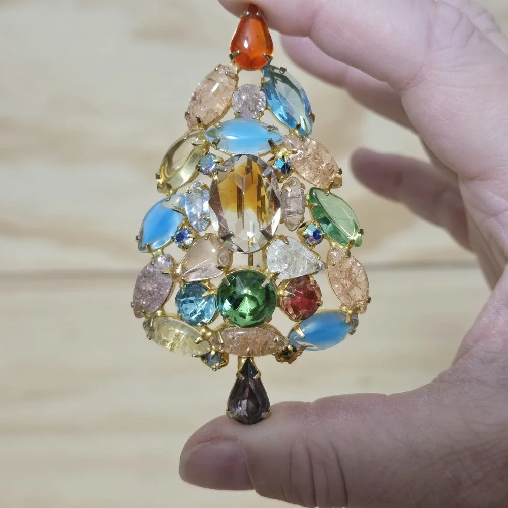 Multi Colored Crackle Glass Givre Fruit Salad Christmas Tree Brooch Pin Vtg